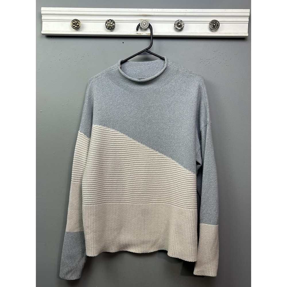 Chloe + Jasmine Sweater Womens Large‎ Gray Cream Colorblock Mock Neck Pullover
